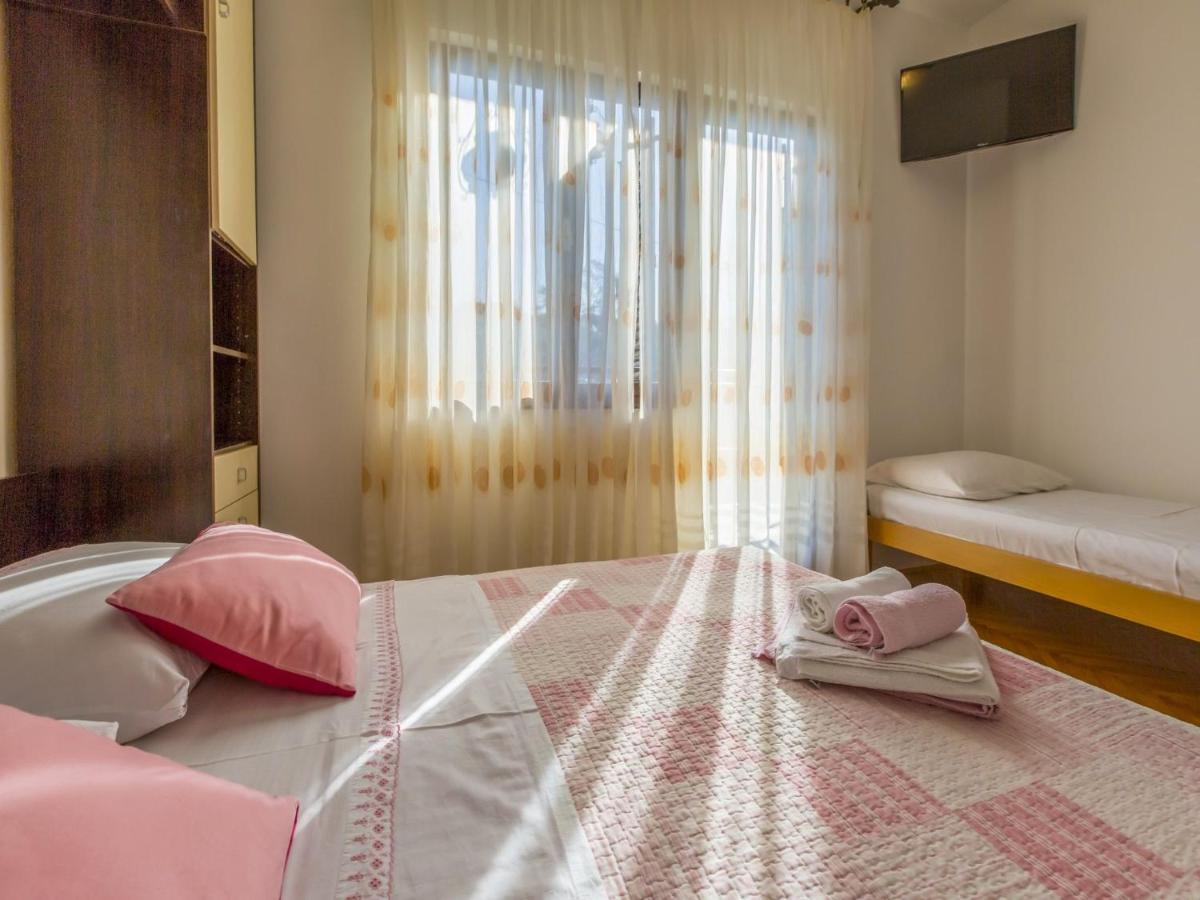Rooms Zeljka 2 Crikvenica Eksteriør billede